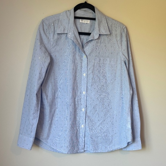 GAP Women’s Light Blue Button-Up Shirt with silver shimmer details size Large - Picture 5 of 6